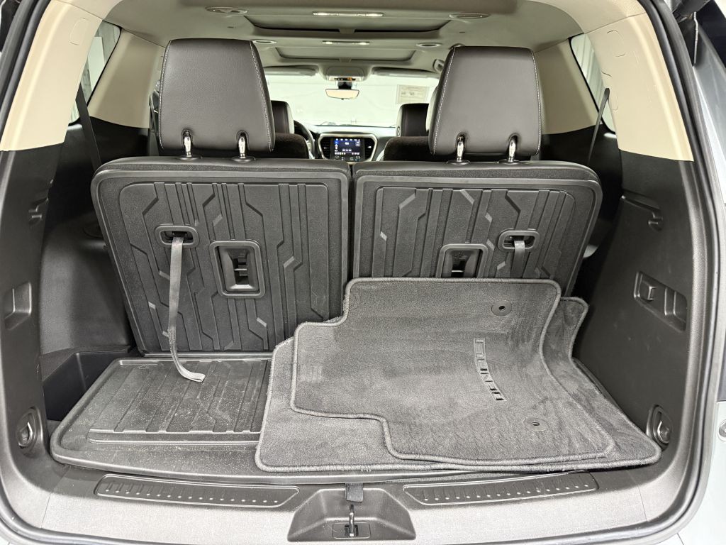 2023 GMC Acadia Image 34