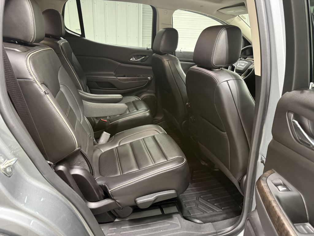 2023 GMC Acadia Image 37