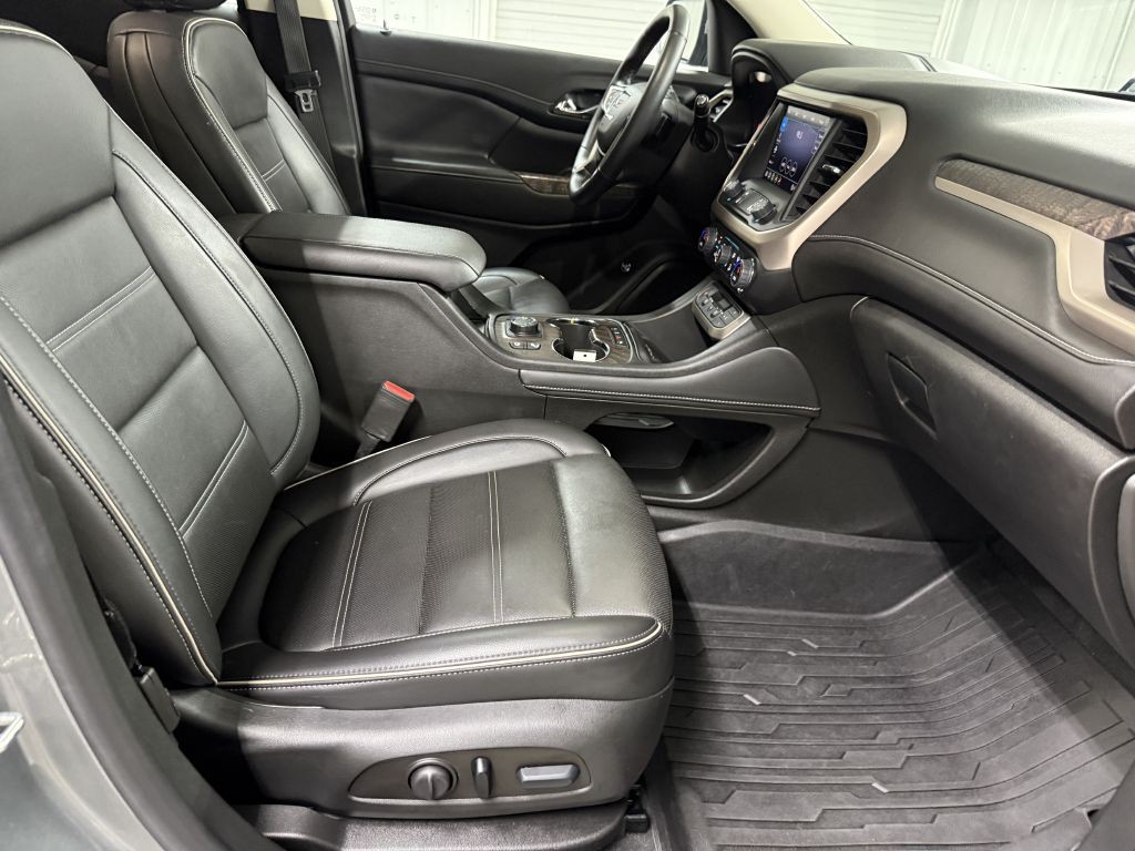 2023 GMC Acadia Image 42