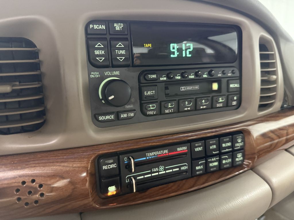 2000 Buick LeSabre Image 19