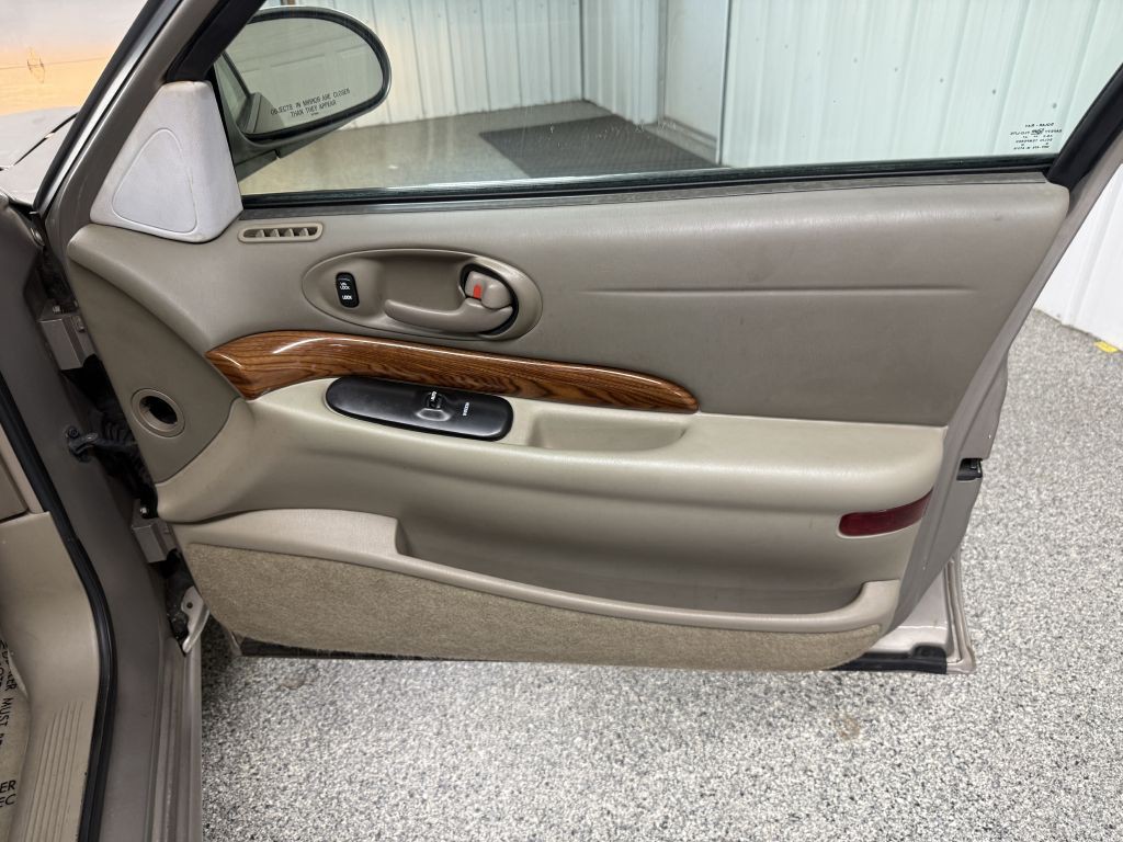 2000 Buick LeSabre Image 31