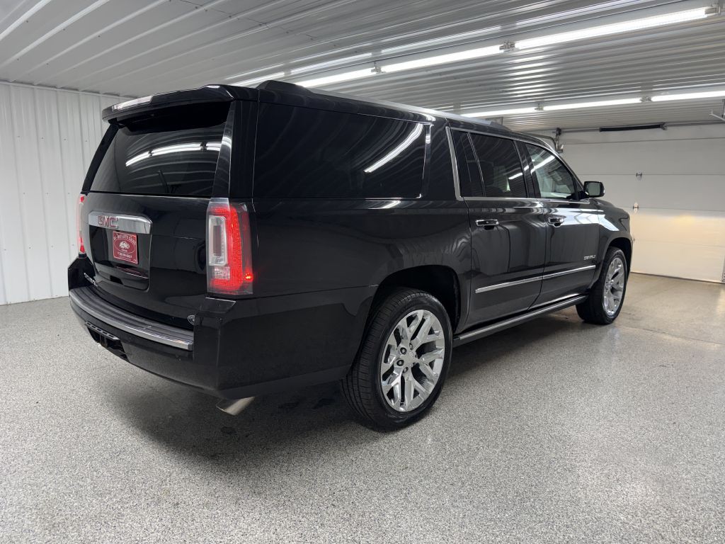 2020 GMC Yukon Image 5