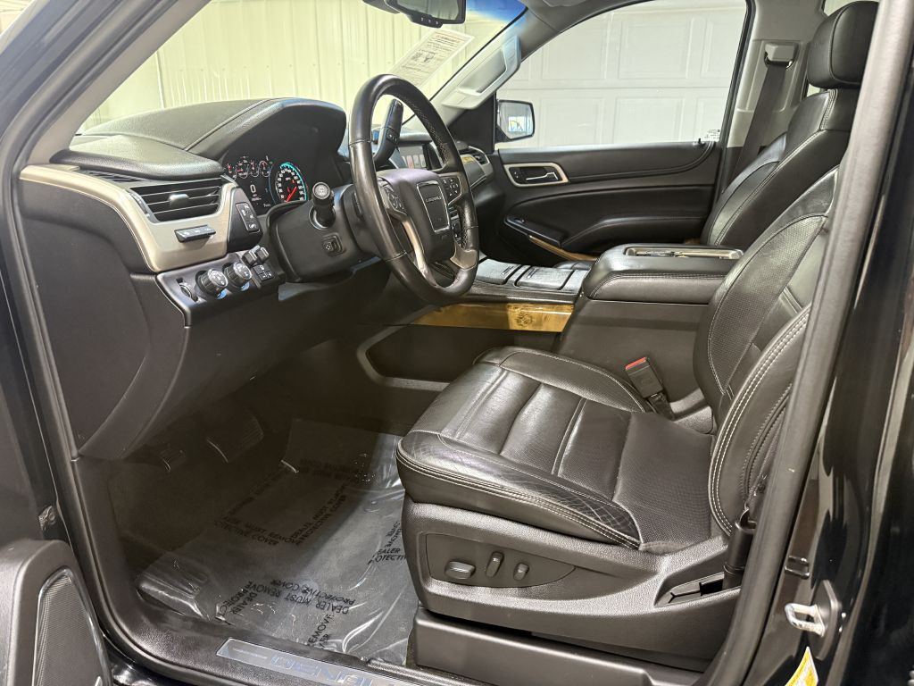 2017 GMC Yukon Image 11