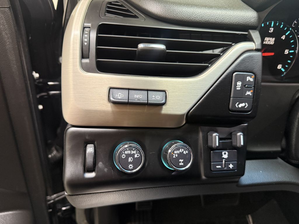 2017 GMC Yukon Image 18