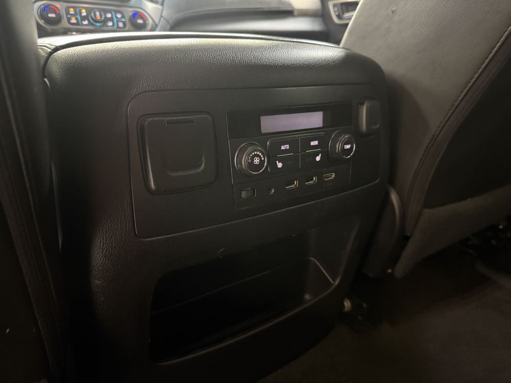 2017 GMC Yukon Image 31