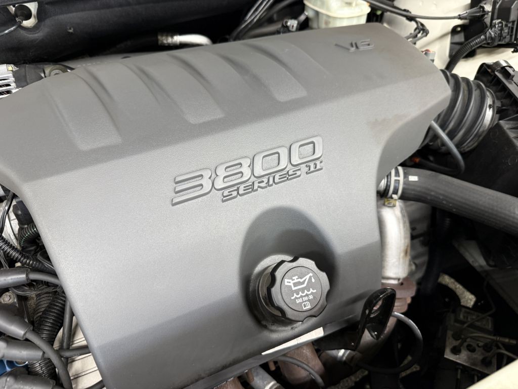 2004 Buick LeSabre Image 40