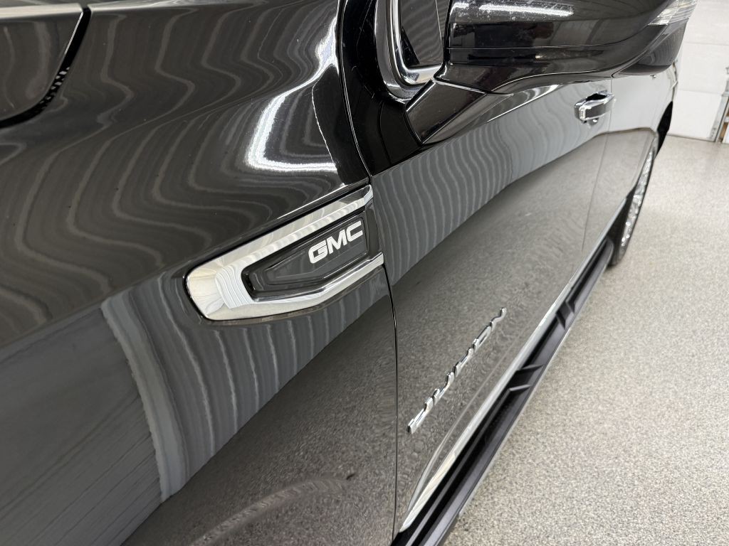 2021 GMC Yukon Image 10