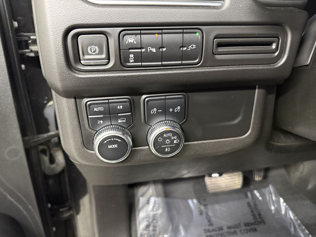 2021 GMC Yukon Image 16