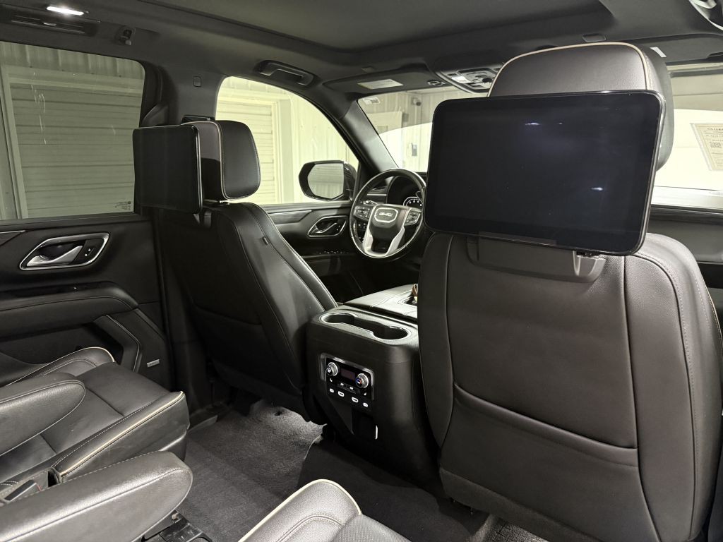 2021 GMC Yukon Image 41
