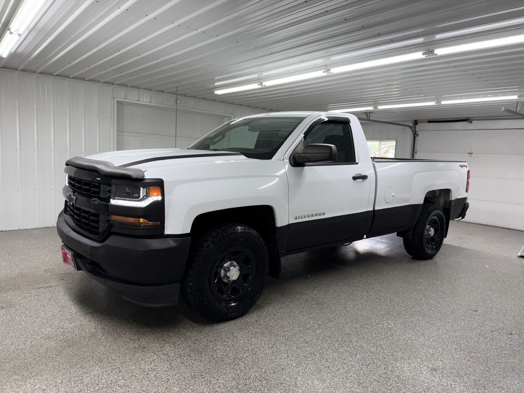 2017 Chevrolet Silverado 1500 Image 3