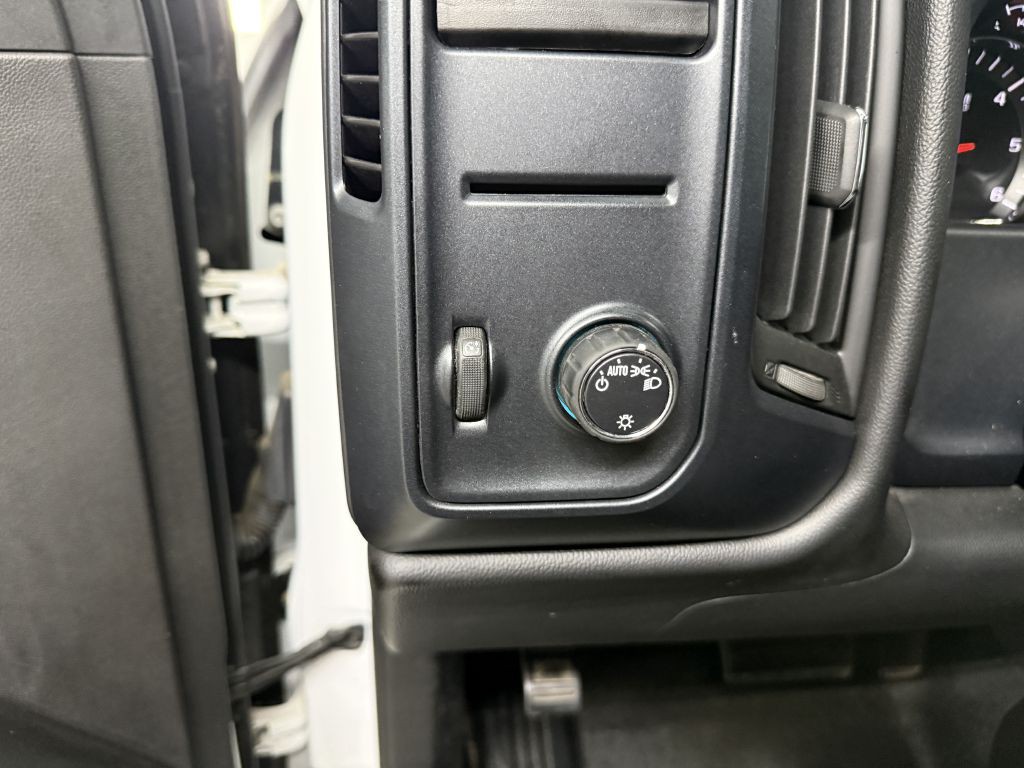 2017 Chevrolet Silverado 1500 Image 19