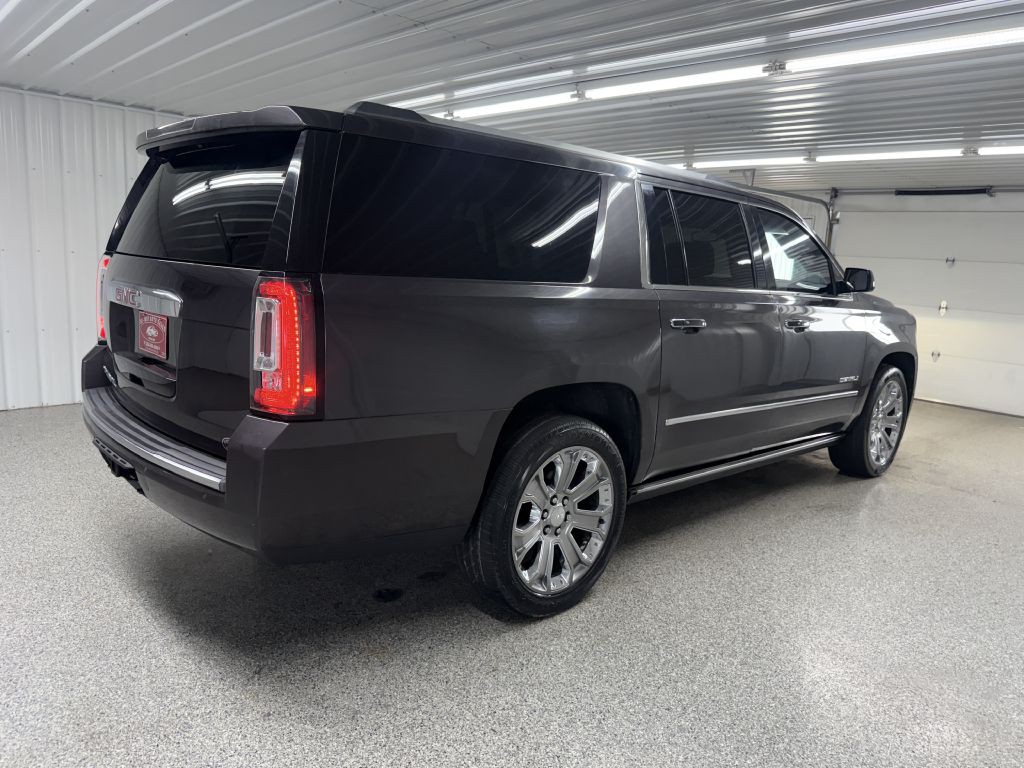 2016 GMC Yukon Image 6