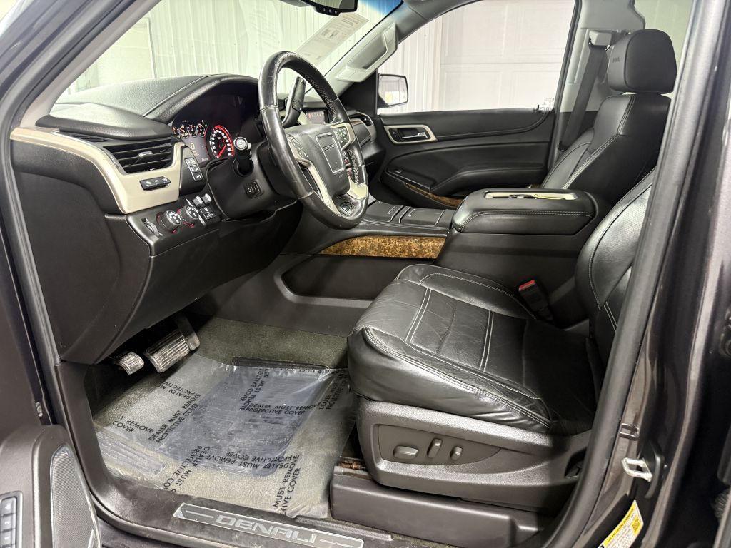 2016 GMC Yukon Image 11