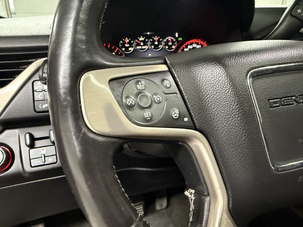 2016 GMC Yukon Image 19