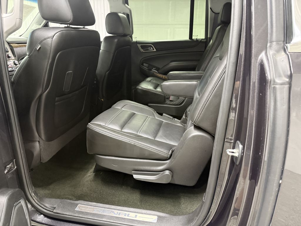 2016 GMC Yukon Image 28