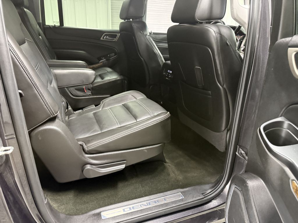 2016 GMC Yukon Image 36