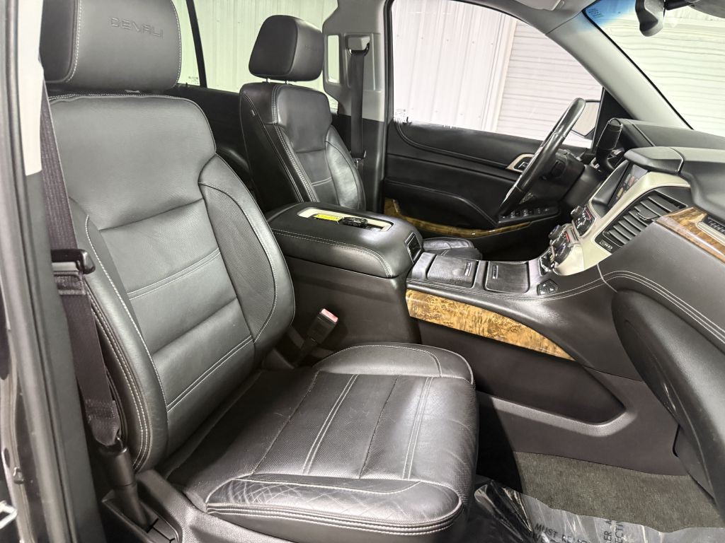 2016 GMC Yukon Image 44