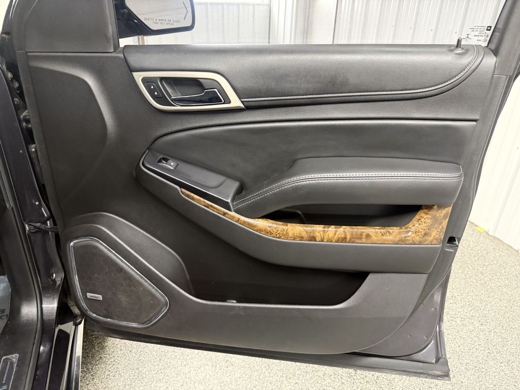 2016 GMC Yukon Image 46