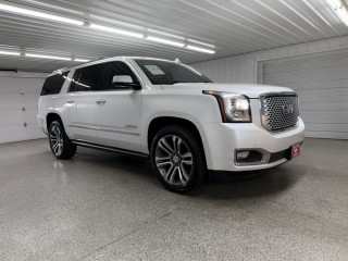Image for 2017 GMC Yukon Denali ID: 7640684