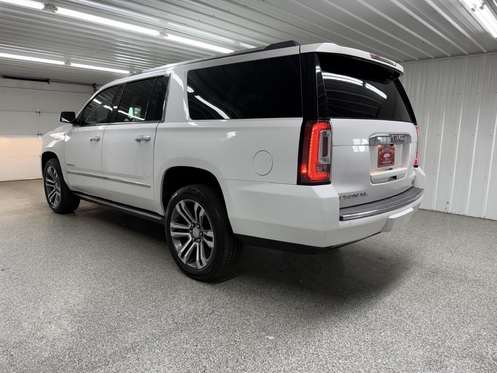 2017 GMC Yukon Image 4