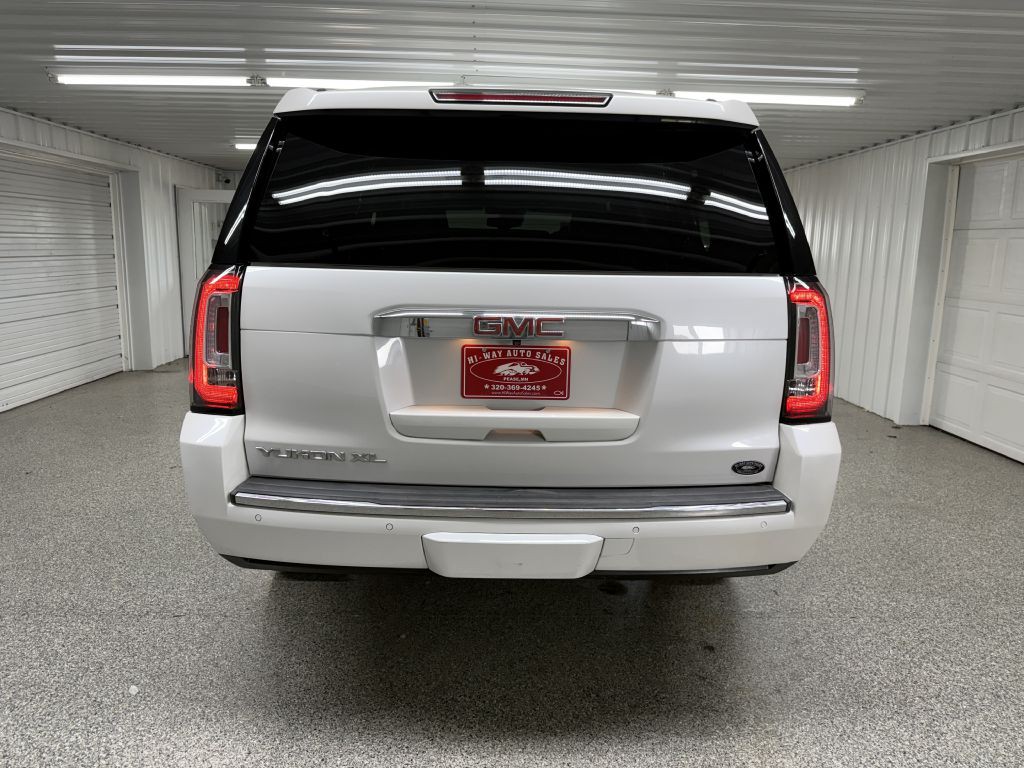 2017 GMC Yukon Image 5