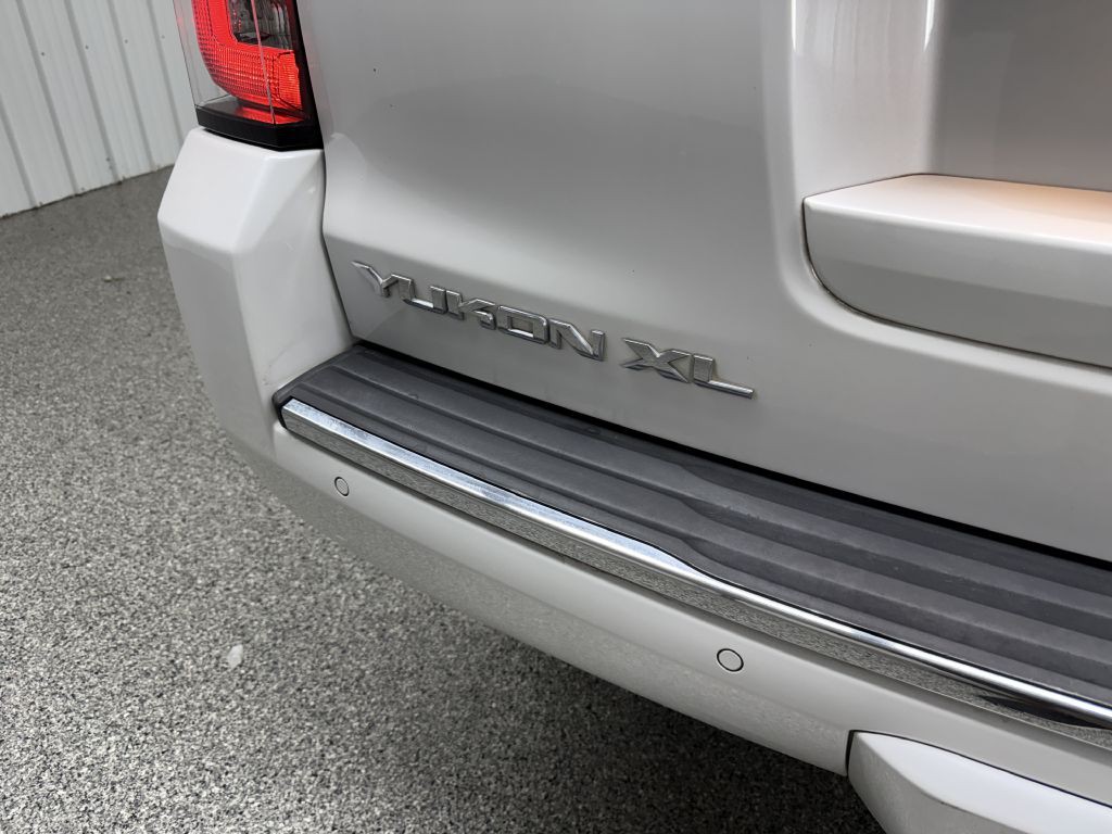 2017 GMC Yukon Image 7