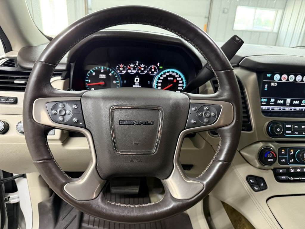 2017 GMC Yukon Image 19