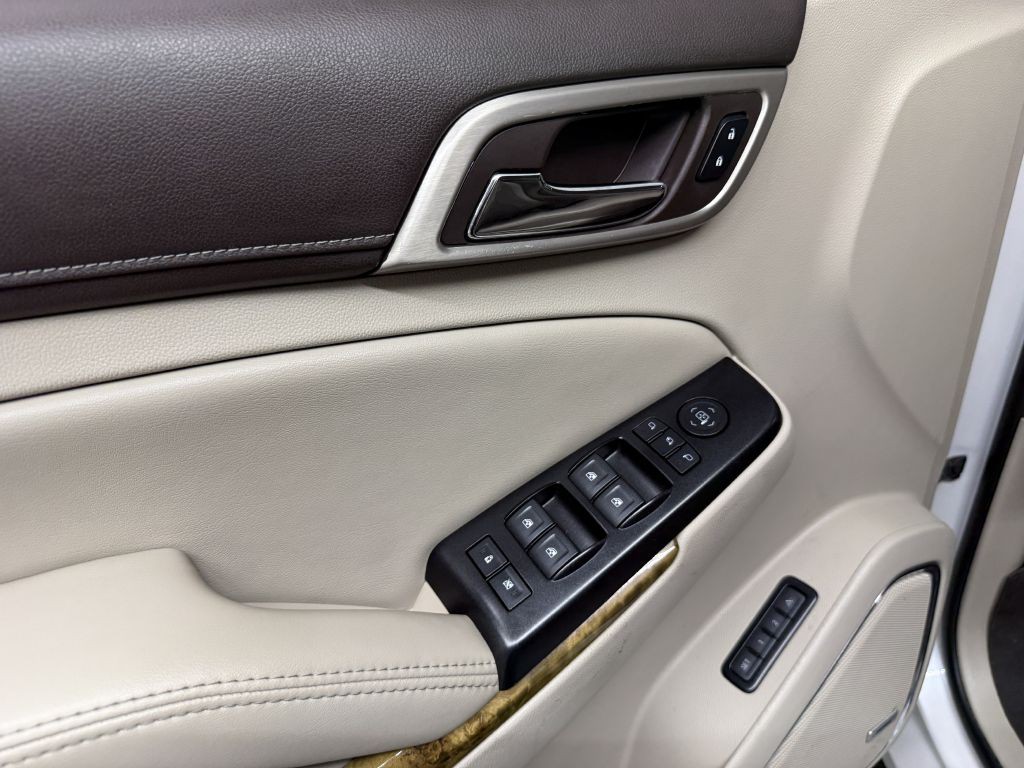 2017 GMC Yukon Image 28