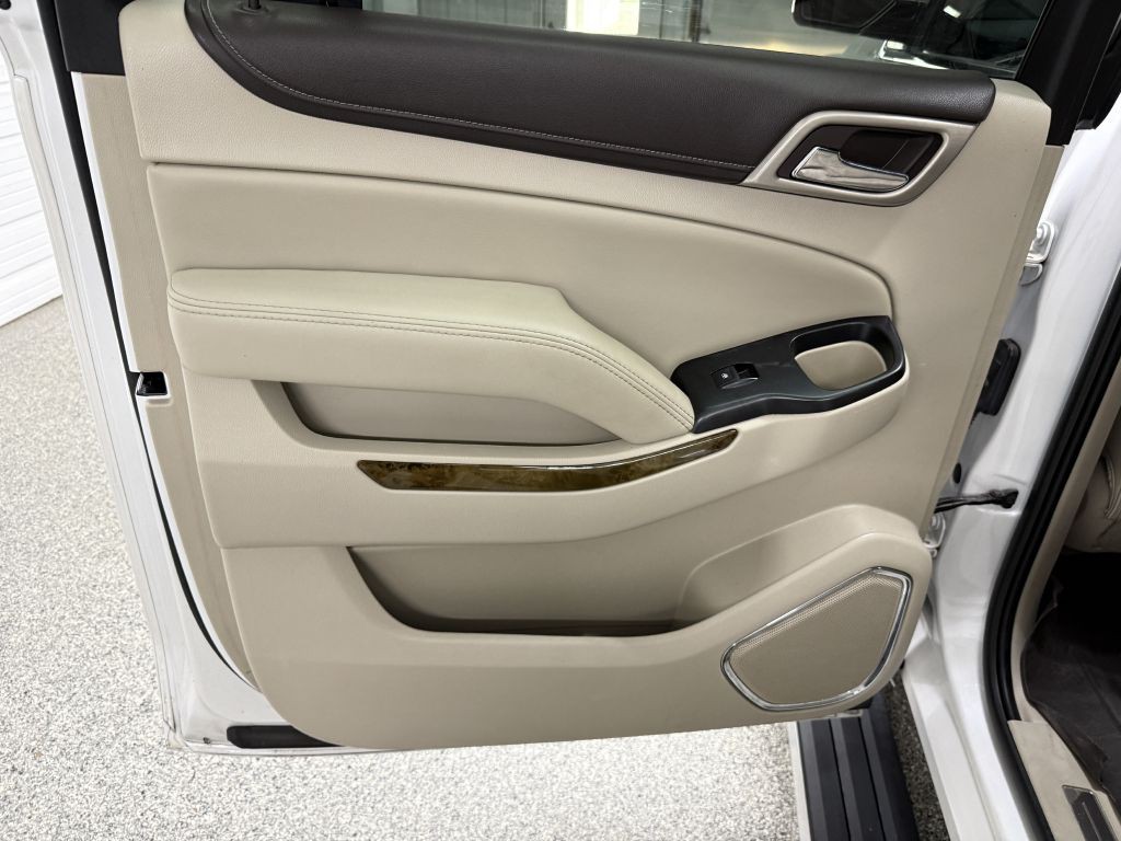 2017 GMC Yukon Image 35