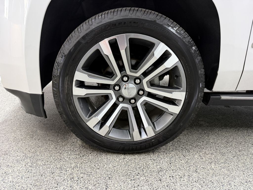 2017 GMC Yukon Image 50
