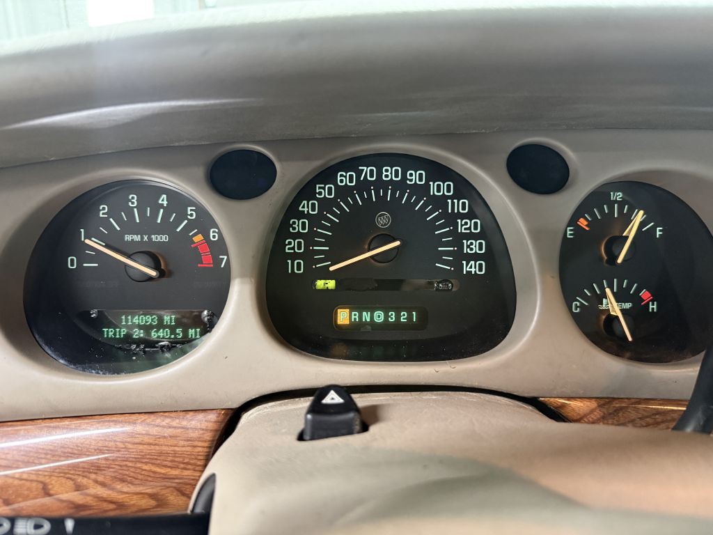 2000 Buick LeSabre Image 18