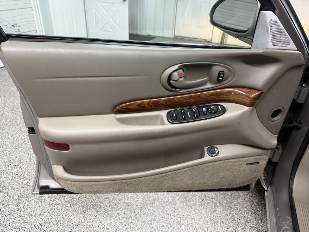 2000 Buick LeSabre Image 22