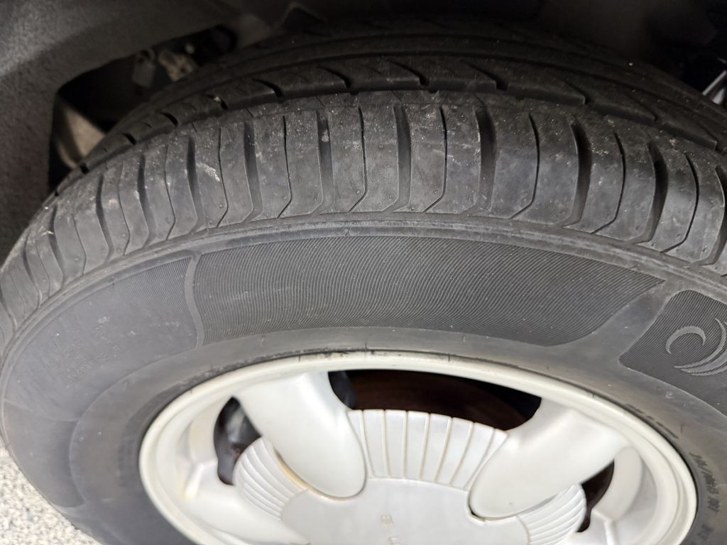 2000 Buick LeSabre Image 35