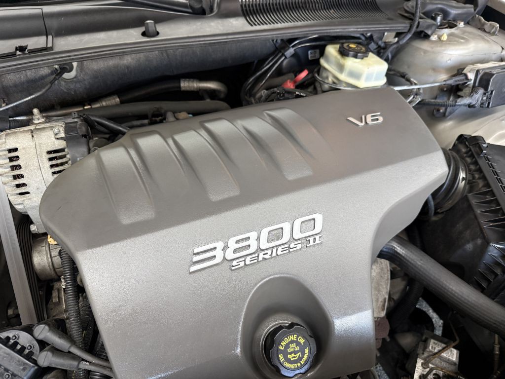 2000 Buick LeSabre Image 38