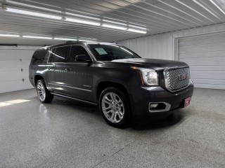 Image for 2017 GMC Yukon Denali ID: 7644479