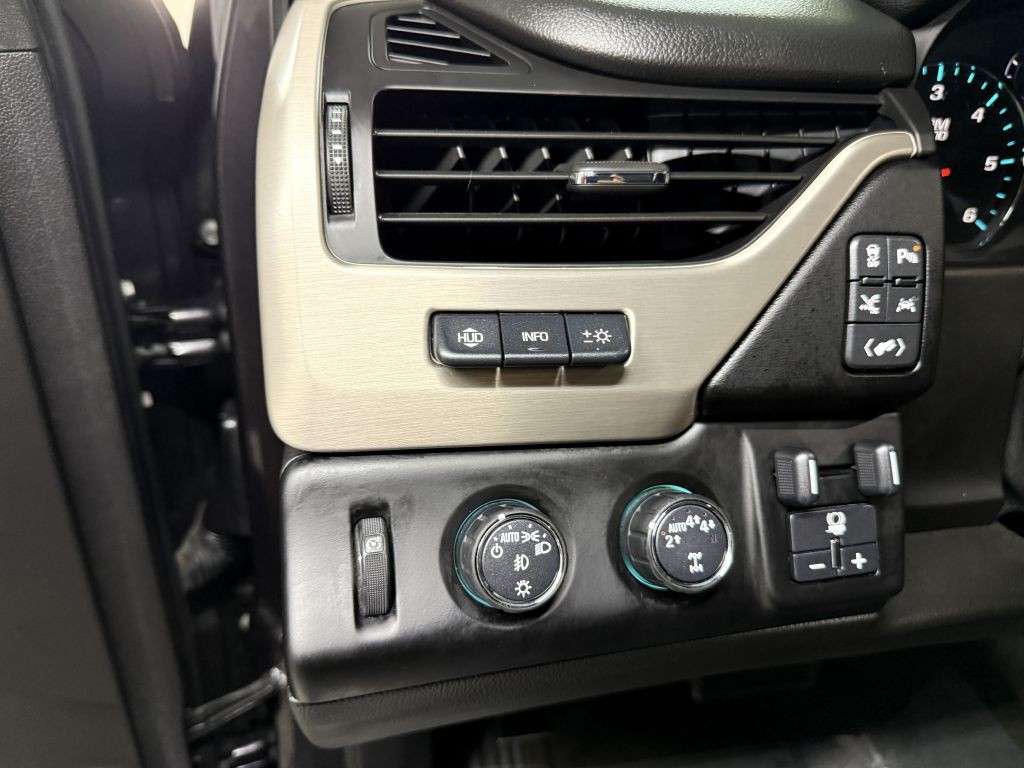 2017 GMC Yukon Image 18
