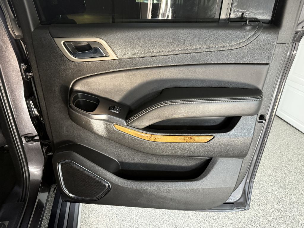 2017 GMC Yukon Image 44