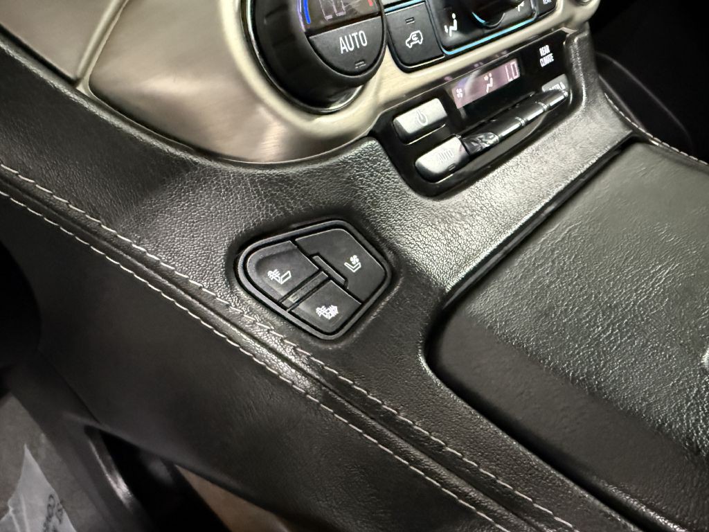 2019 GMC Yukon Image 24