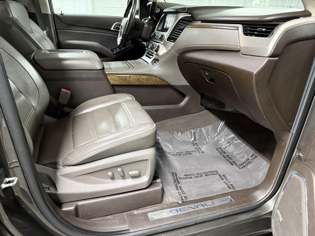 2019 GMC Yukon Image 40