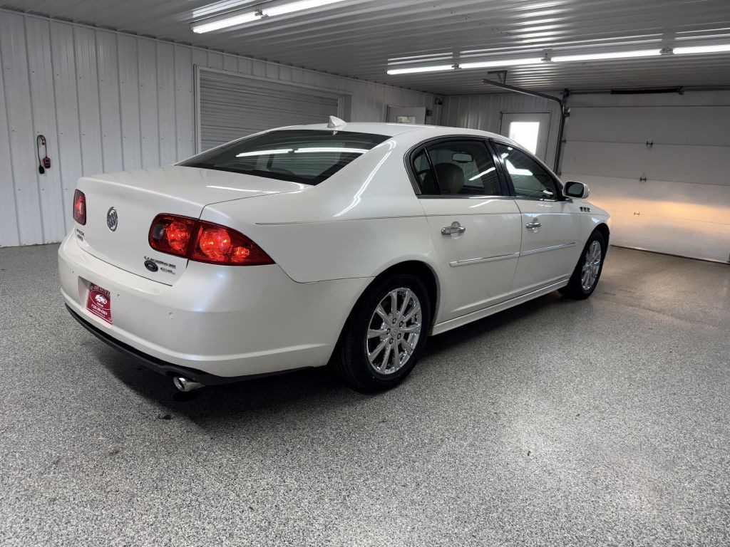2010 Buick Lucerne Image 6
