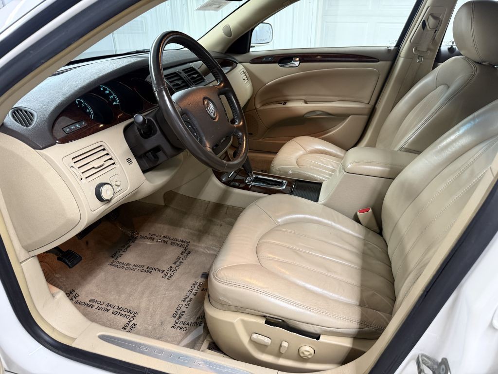 2010 Buick Lucerne Image 11