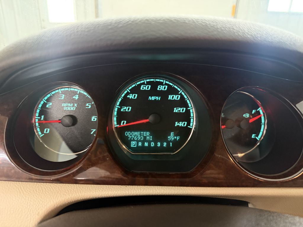 2010 Buick Lucerne Image 17