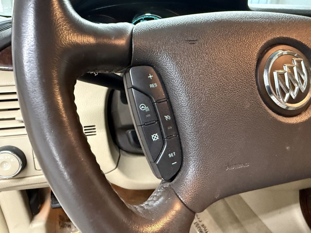 2010 Buick Lucerne Image 19