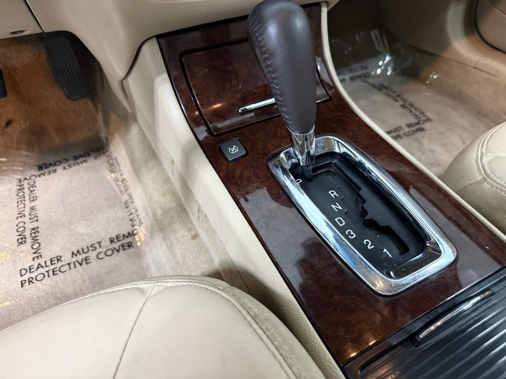 2010 Buick Lucerne Image 22