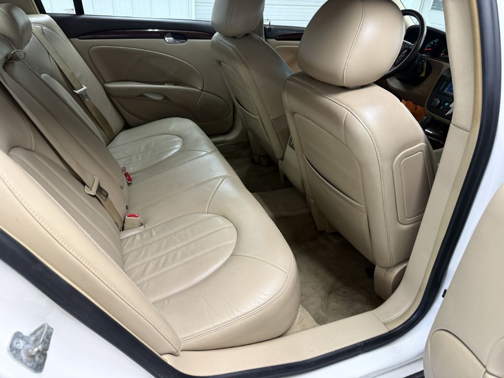 2010 Buick Lucerne Image 29