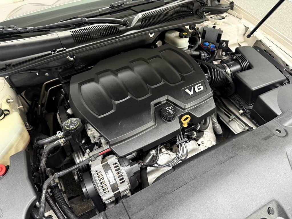 2010 Buick Lucerne Image 39