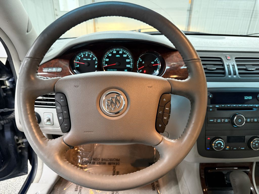 2008 Buick Lucerne Image 17