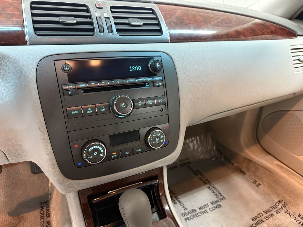 2008 Buick Lucerne Image 19