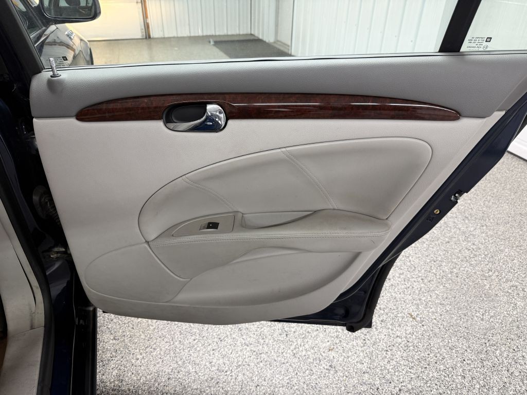 2008 Buick Lucerne Image 29