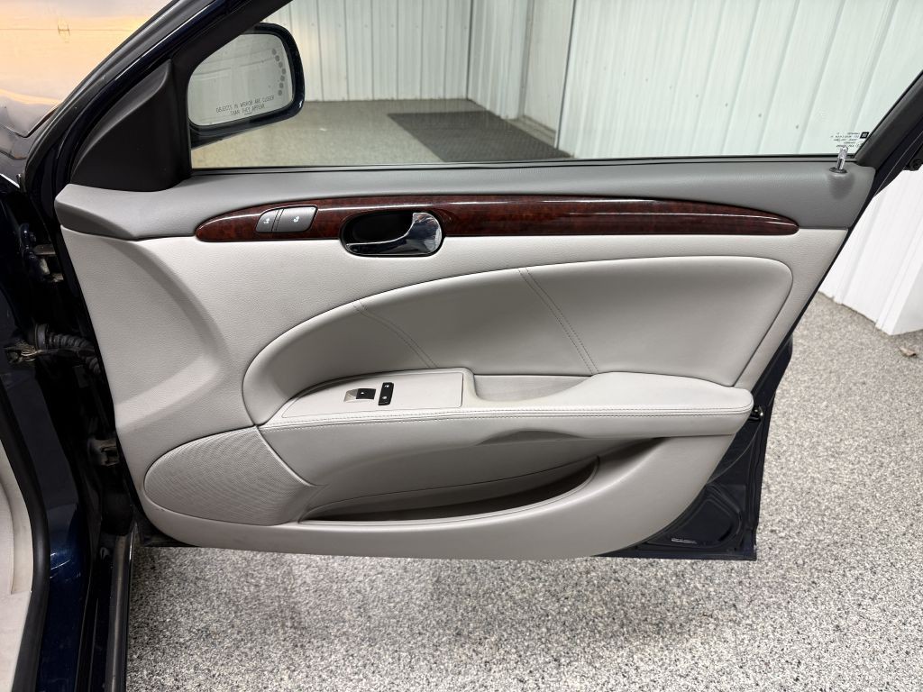 2008 Buick Lucerne Image 33
